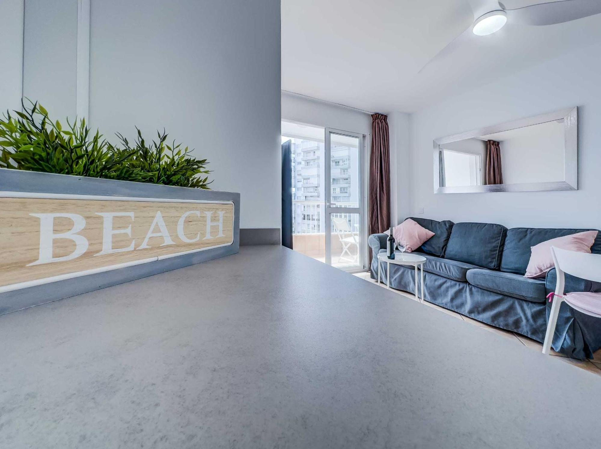 Puerto Marina, Apartamento Frente Al Mar Benalmadena Bagian luar foto