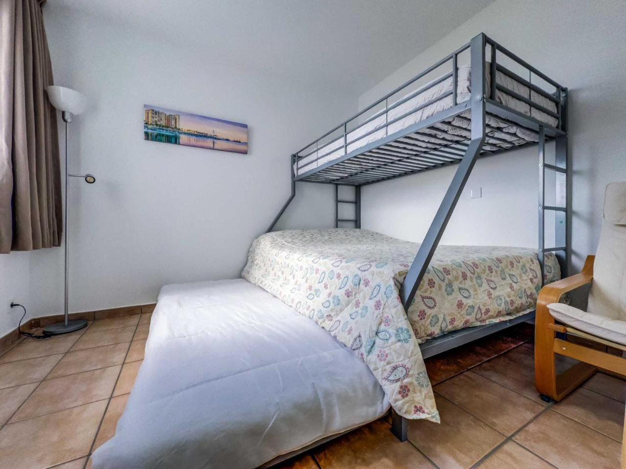 Puerto Marina, Apartamento Frente Al Mar Benalmadena Bagian luar foto